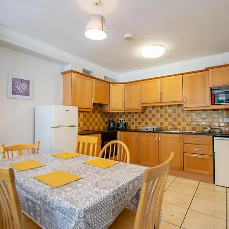 137 - The Townhouse At Gort Na Coiribe By Shortstays Galway