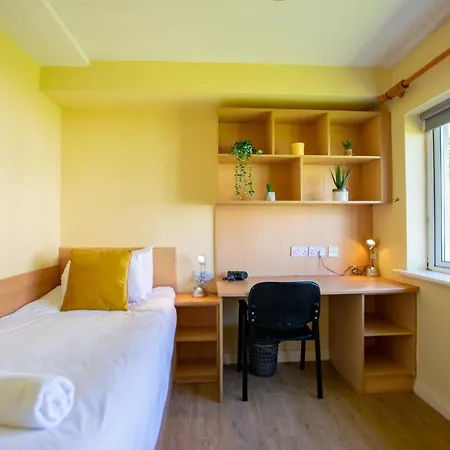 Holiday home 137 - The Townhouse At Gort Na Coiribe By Shortstays *