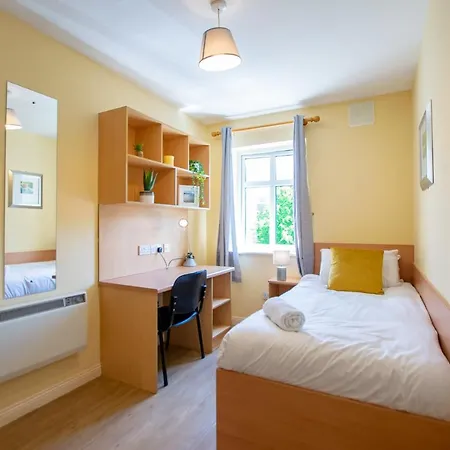 137 - The Townhouse At Gort Na Coiribe By Shortstays Holiday home Galway